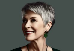 Hairstyles for Mature Women: Embracing Aging Gracefully